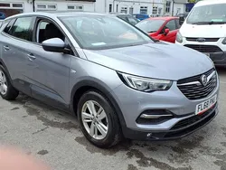 Grey Used 2018 Vauxhall Grandland X SUV | £8,980 (Fair price)
