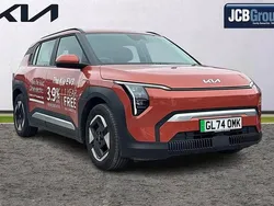 Orange Used 2024 Kia EV3 Air SUV | £29,995 (Super price)
