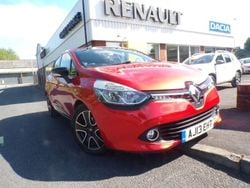 Red Used 2013 Renault Clio IV Dynamique Hatchback | £5,695 (Fair price)