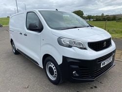 White Used 2023 Peugeot Expert Premium Van | £17,999 (A bit pricey)