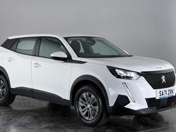 White Used 2021 Peugeot 2008 Active Premium SUV | £13,950 (Good price)