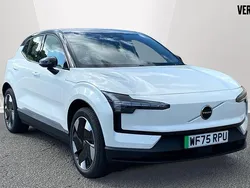 White New 2025 Volvo EX30 Plus SUV | £31,243 (Fair price)