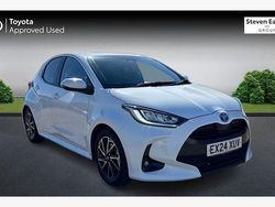 Used 2025 Toyota Yaris Hybrid Design Hatchback | £21,153 (Fair price)