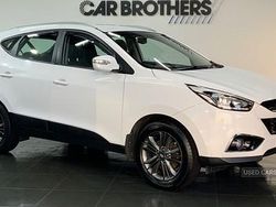 White Used 2015 Hyundai ix35 SE SUV | £5,295 (Fair price)