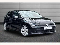 Black New 2025 VW Golf VIII Match Hatchback | £23,895 (Fair price)