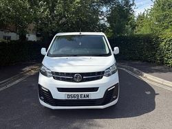 White Used 2019 Vauxhall Vivaro Sportive Van | £9,295 (Fair price)