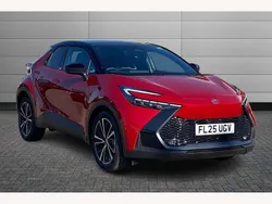Scarlet flare Used 2025 Toyota C-HR SUV | £39,495