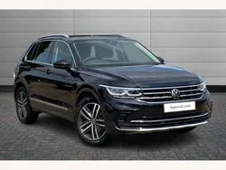 Black Used 2023 VW Tiguan Elegance SUV | £27,950 (Fair price)