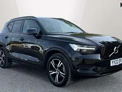 Black Used 2022 Volvo XC40 R-Design SUV | £23,980 (Fair price)