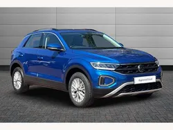 Blue Used 2022 VW T-Roc Life SUV | £19,750 (Fair price)