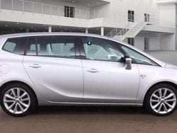 Used 2017 Vauxhall Zafira Tourer Elite MPV | £8,950 (Fair price)