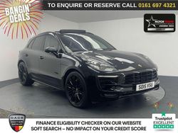 Black Used 2015 Porsche Macan SUV | £17,940 (Expensive)