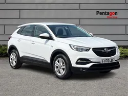 White Used 2021 Vauxhall Grandland X S SUV | £11,874 (Super price)