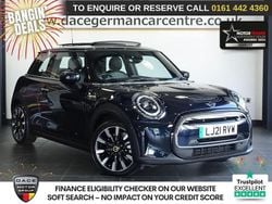 Black Used 2021 Mini Cooper SE Hatch Hatchback | £15,898 (Fair price)