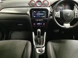 Grey Used 2016 Suzuki Vitara SUV | £11,211 (Fair price)