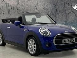 Blue Used 2019 Mini Cooper Classic Hatchback | £12,349 (Good price)