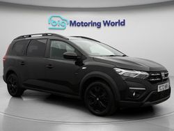 Black Used 2022 Dacia Jogger Extreme MPV | £13,800 (Fair price)