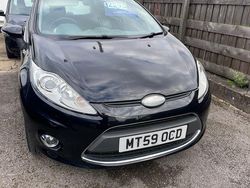 Black Used 2009 Ford Fiesta Zetec Hatchback | £2,295 (Fair price)