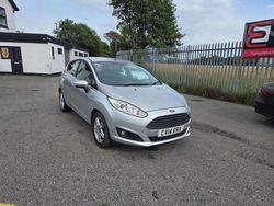 Silver Used 2014 Ford Fiesta Zetec Hatchback | £2,499 (Good price)