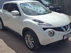 White Used 2016 Nissan Juke N-Connecta SUV | £7,295 (A bit pricey)