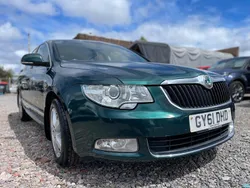 Green Used 2011 Skoda Superb Elegance Hatchback | £3,595 (Fair price)
