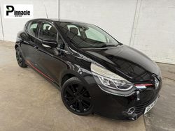 Black Used 2014 Renault Clio IV Dynamique Hatchback | £4,595 (Fair price)