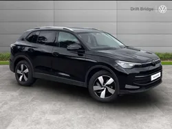 Black Used 2024 VW Tiguan Match SUV | £32,495 (Fair price)