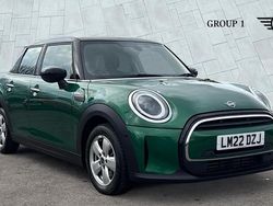 Green Used 2022 Mini Cooper Classic Hatchback | £18,095 (Fair price)