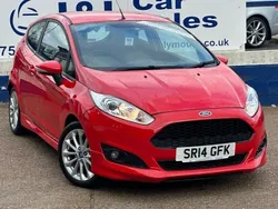 Red Used 2014 Ford Fiesta Zetec Hatchback | £5,995 (Fair price)