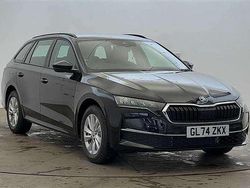 Black magic pearl effect New 2025 Skoda Octavia SE Technology Estate | £23,000 (Fair price)