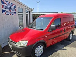 Red Used 2010 Vauxhall Combo MPV | £2,999 (Fair price)