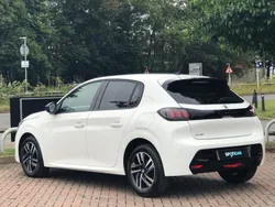 White Used 2023 Peugeot 208 Allure+ Hatchback | £14,295 (Fair price)