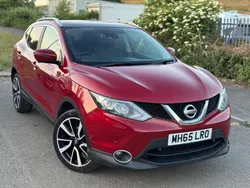 Red Used 2016 Nissan Qashqai Tekna SUV | £6,495 (Good price)