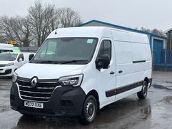 White Used 2022 Renault Master Business Van | £13,995 (Fair price)