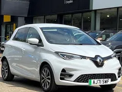 White Used 2022 Renault Rapid GT Hatchback | £10,328 (Good price)