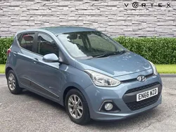 Blue Used 2016 Hyundai i10 Premium Hatchback | £4,800 (Fair price)