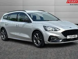 Used 2020 Ford Focus ST-Line Estate | £12,492 (Good price)
