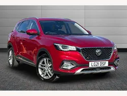 Red Used 2021 MG HS Excite SUV | £14,795 (Fair price)