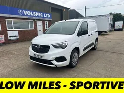 White Used 2020 Vauxhall Combo Sportive MPV | £6,500 (Super price)