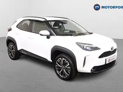White Used 2024 Toyota Yaris Hybrid Hatchback | £26,699