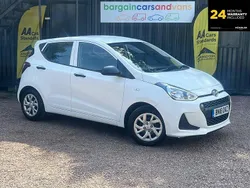 White Used 2018 Hyundai i10 Hatchback | £6,350 (Good price)