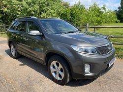 Metallic grey Used 2013 Kia Sorento 2 SUV | £5,790 (Fair price)