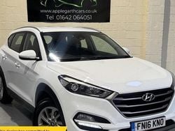 White Used 2016 Hyundai Tucson SE SUV | £8,890 (Good price)