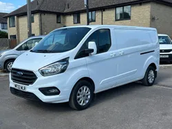 White Used 2022 Ford Transit Custom Limited Van | £19,975 (Fair price)