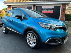 Blue Used 2015 Renault Captur Dynamique SUV | £4,399 (Fair price)
