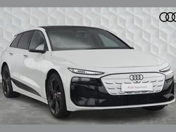 White Used 2025 Audi e-tron Performance SUV | £59,950