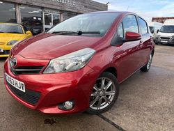 Red Used 2013 Toyota Yaris SR Hatchback | £2,990 (Fair price)