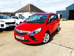 Red Used 2015 Vauxhall Zafira MPV | £4,295 (A bit pricey)