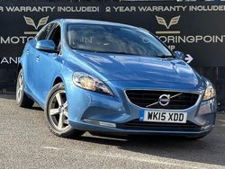 Blue Used 2015 Volvo V40 SE Estate | £6,295 (Fair price)