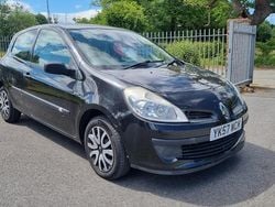 Black Used 2007 Renault Clio II Expression Hatchback | £1,695 (Fair price)